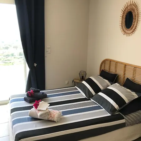 Apartamento Reveillez Vous En Regardant La